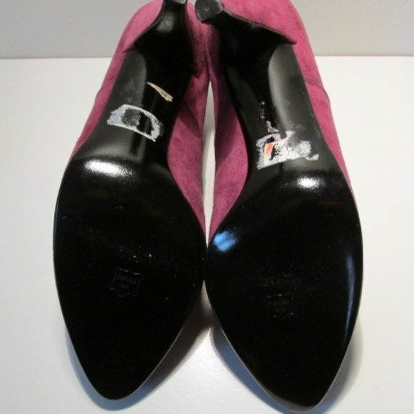 Vintage Charles Jourdan Fuchsia Suede Ankle Boots, NWOT, Size 6.5 - Picture 10 of 10